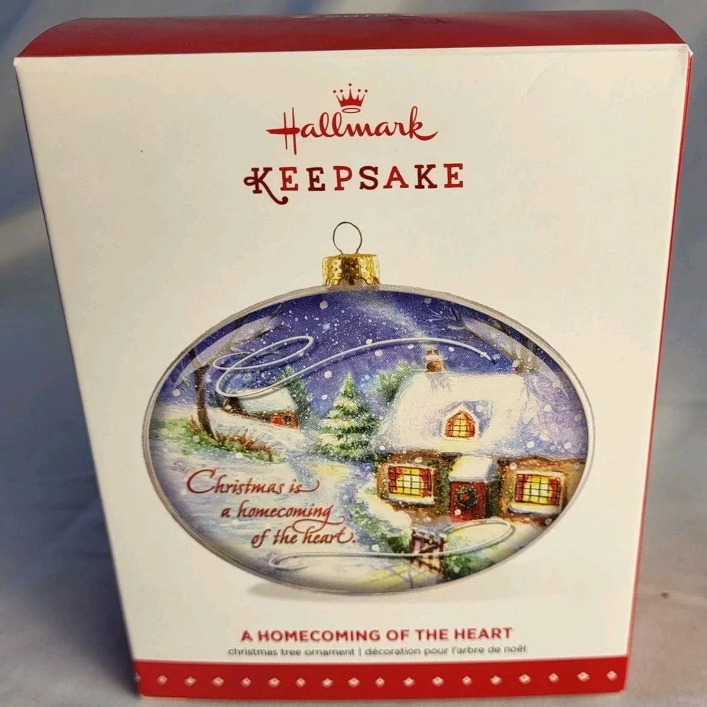New 2015 Hallmark Ornament 
